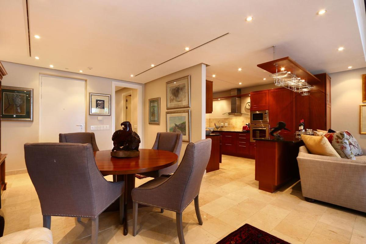 African Elite Waterfront Apartamento *