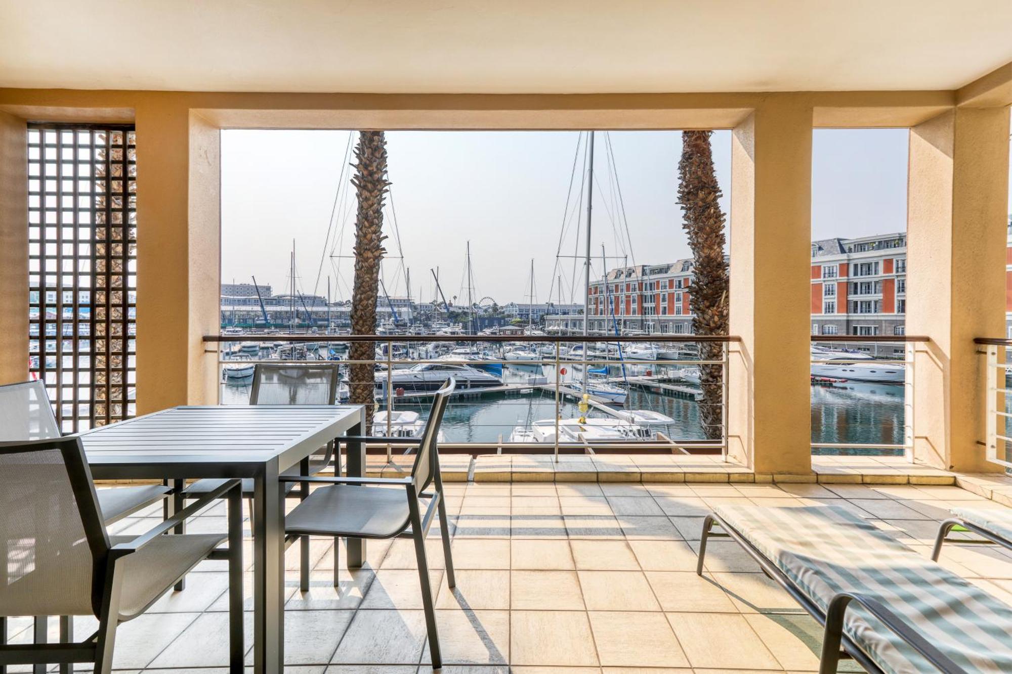 Apartamento African Elite Waterfront