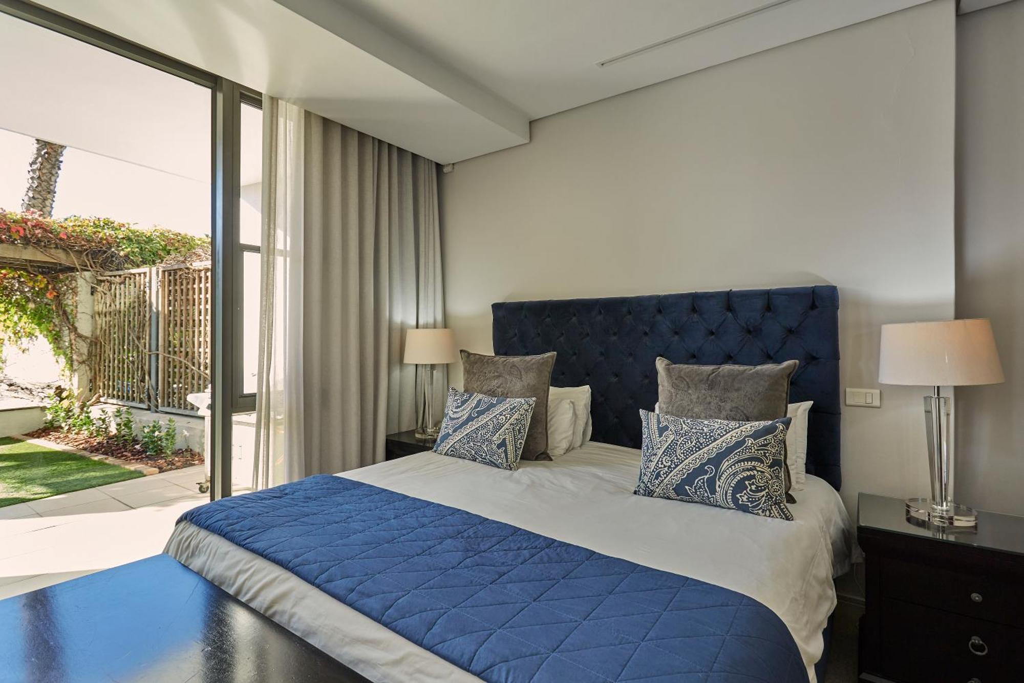Apartment African Elite Waterfront