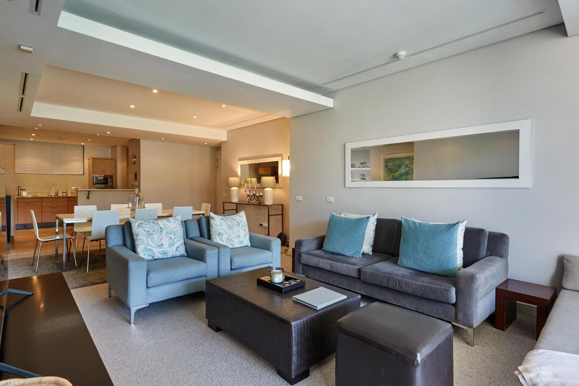 African Elite Waterfront * Cape Town